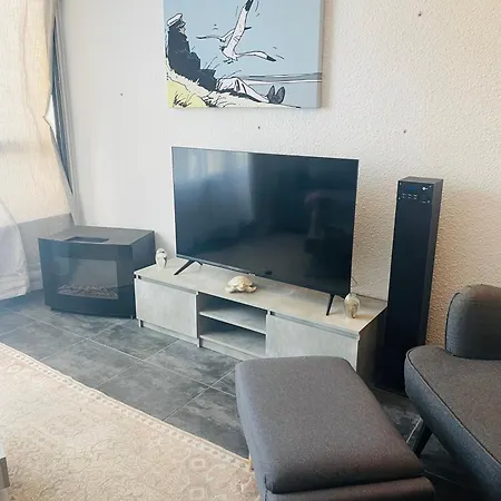 6 Couchages דירה